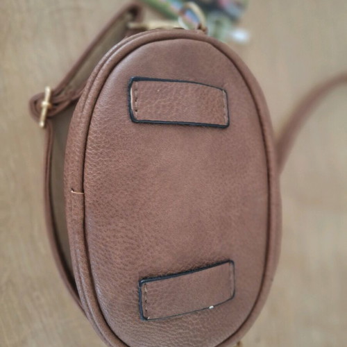 Bag new crossbody and banana style