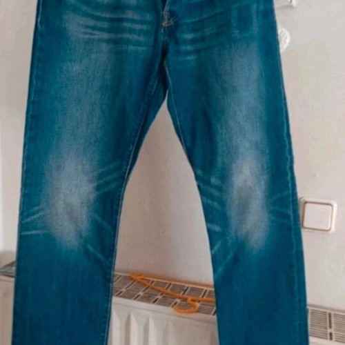 Levi's jeans medium size new, blue