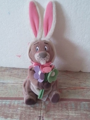 Vintage plush Easter bunny Disney Winnie the Pooh Gopher like new