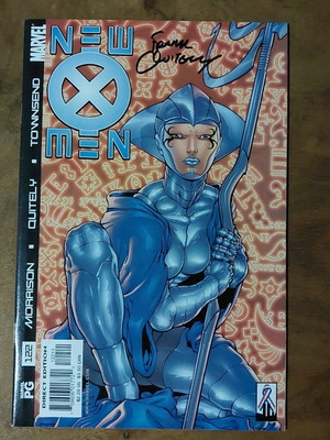 New X-Men #122 used with Frank Quitely signature