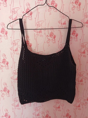 Crochet crop top Pink Woman black, like new