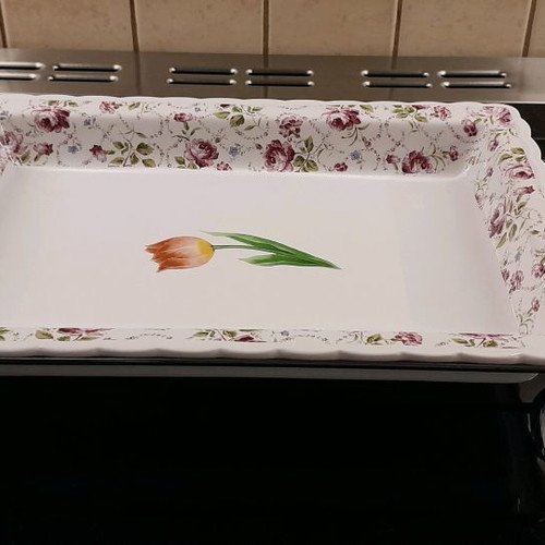 Serving platter with stand new