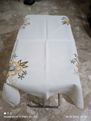 Machine Embroidery Tablecloth 70×70 cm like new