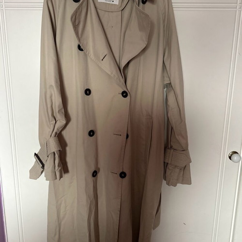 Zara trench coat like new, beige, oversized with belt and pockets