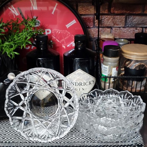Crystal dessert plates like new, set of 4, geometric design