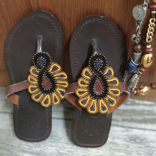 Baraka Pure Leather women's flip flop sandals like new, size 37