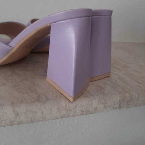 Mules shoes like new with unique heel, size 38