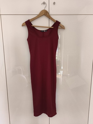 Boohoo midi bodycon dress size EU 36 new, burgundy