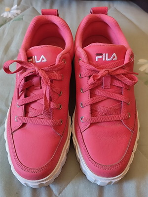 Fila αθλητικά παπούτσια Νο 40 σαν καινούργιο, γνήσιο δέρμα, τριανταφυλλί