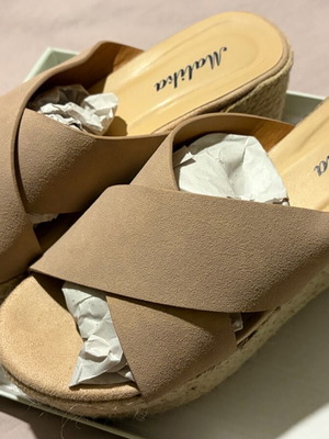 Women's nude platform shoes like new with crisscross strap