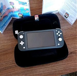 Nintendo switch lite με φορτιστή, 3 παιχνίδια, μία θήκη, και μια κάρτα χώρου 128gb.