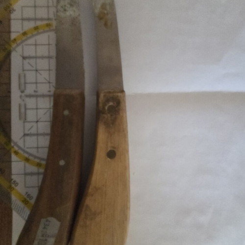 Hoof Knives set like new, 2 pieces with wooden handles