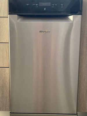 Πλυντήριο πιάτων Whirlpool σαν καινούργιο, 0,45 πλάτους, 11 σερβίτσια