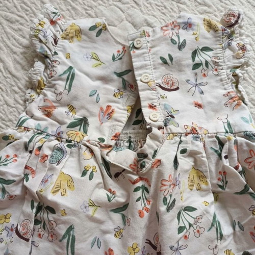 Dress with buttons on the back like new