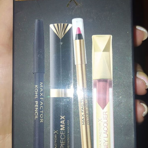 Max Factor Beauty Suite makeup set new