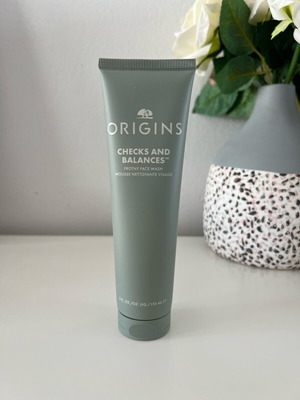 Origins Checks and Balances Frothy Face Wash 150ml new