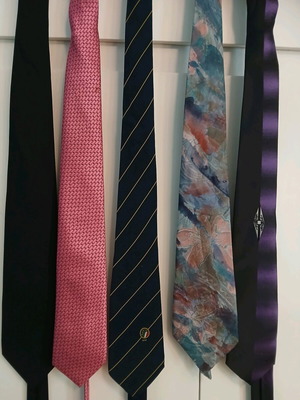 Ties used, pack of 12 with Pierre Cardin and Artisti Italiani