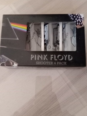 Σετ 4 σφηνάκια Pink Floyd καινούρια