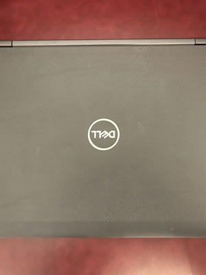 Dell Precision 7540 Workstation laptop