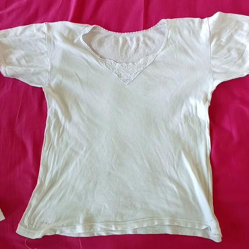 Pack of three women's medium tops used, cotton and lace