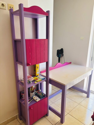 Desk and bookshelf set used