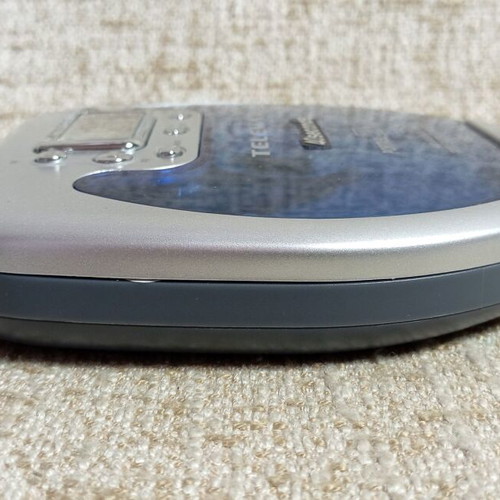 CROWN MOVIEMAN CD player and Logitech speakers set, 2 pcs