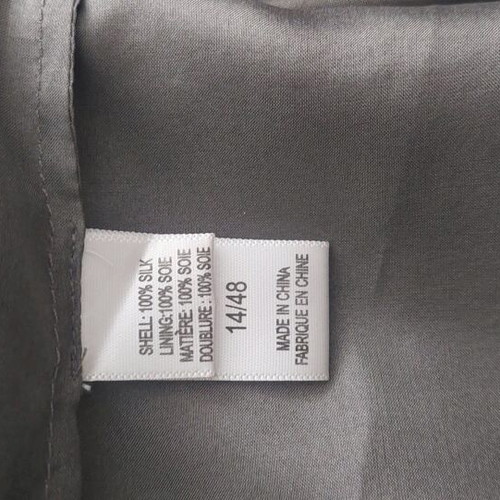 Lanender Label by Vera Wang evening blouse new, gray with stone embroidery