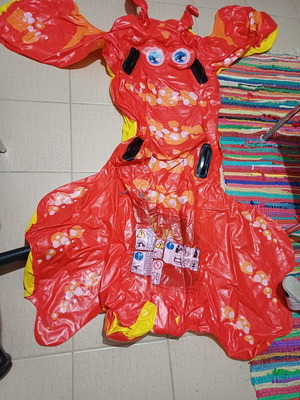 Inflatable sea lobster like new