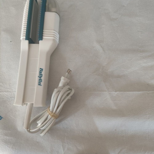 Babylis Hair Straightener with Steam new