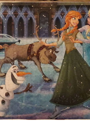 Disney Frozen children's puzzle 1000 pieces like new
