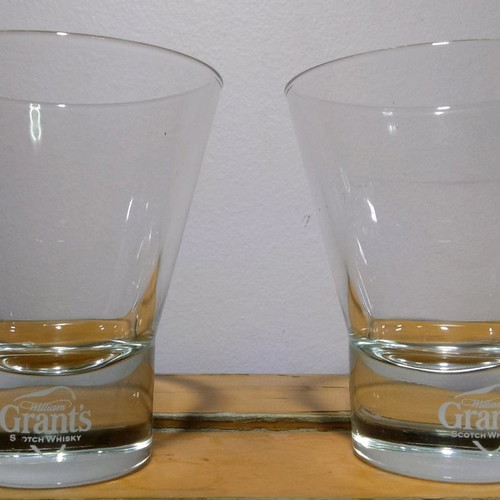 Grant's whiskey glasses used, set of 2 collectible glass
