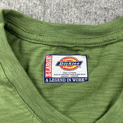 Dickies men's XL green V-neck T-shirt