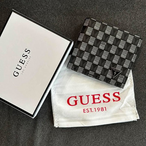 Guess wallet black and white