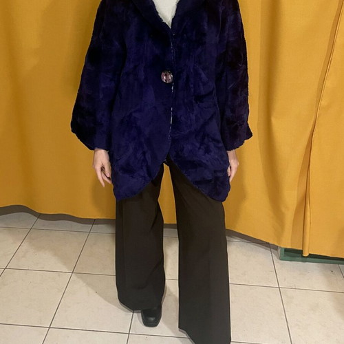 Natural mouton fur with hood used, purple