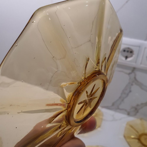 Vintage dessert set with large glossy amber platter and 4 plates like new