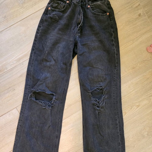 Tally Weijl black low rise slim fit jeans used, size 34