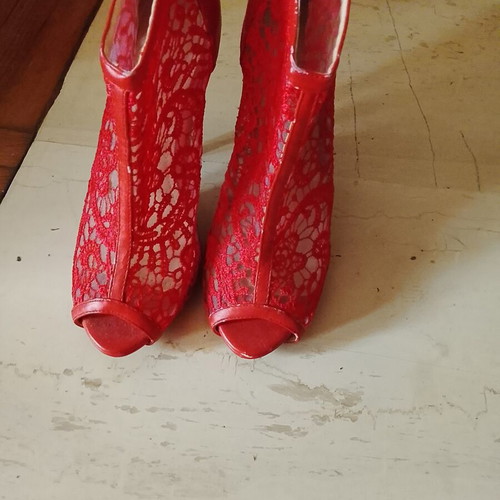 Red lace ankle boots, 12 cm stiletto heel, size 38