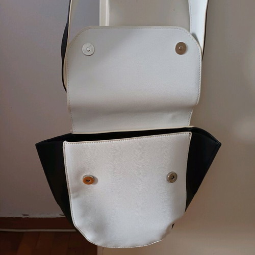 Axel Concept crossbody bag new, black and white