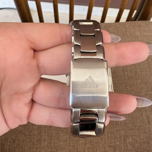 Adidas ADP1106 vintage men's wristwatch, black and silver