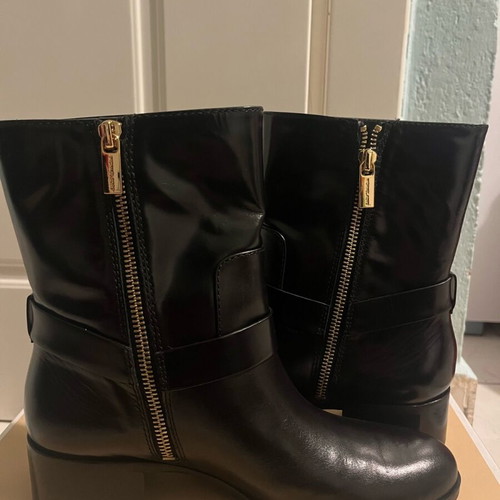Michael Kors boots new, black leather, size 36.5