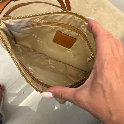 Alviero Martini 1a Classe crossbody bag like new, beige