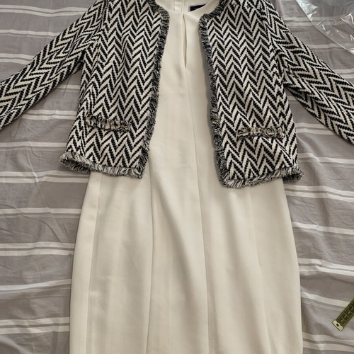 Mango wool jacket black and white size small like new