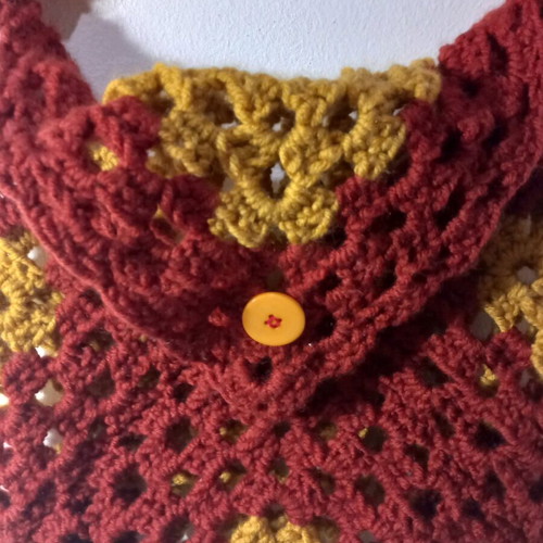 Handmade knitted shoulder bag new