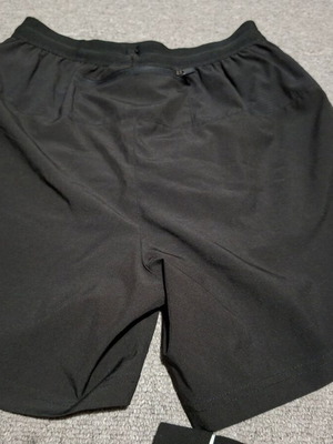 Boys' shorts like new, size XS, 10-11 years