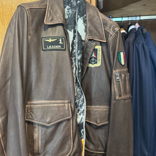 Aeronautica Militare leather bomber brown like new, size L