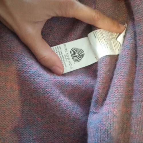 Benetton cardigan new 100% wool, purple