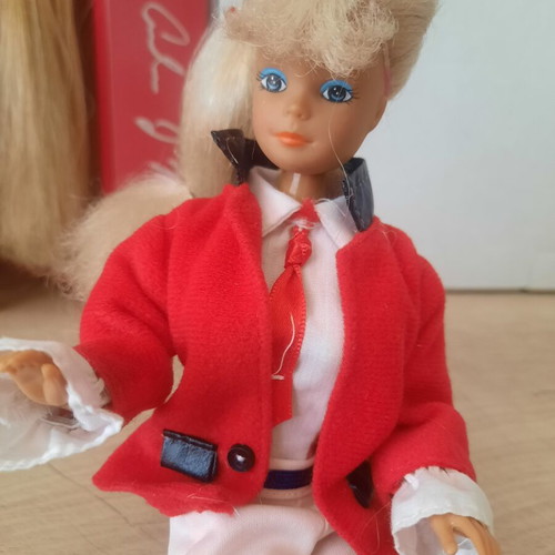 Steffi Love articulated vintage doll by Simba, 90s outfit