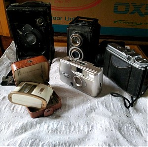 4 φωτογραφικές μηχανές από το τέλος του 19αιωνα μέχρι 1970 + 1 φωτόμετρο