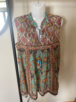 Amelie sleeveless blouse like new, multicolor, size M