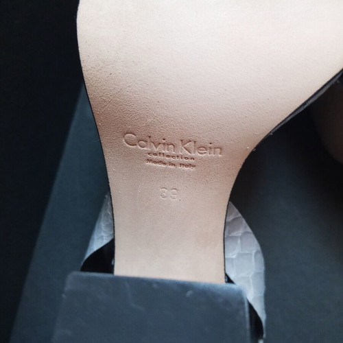Calvin Klein sandals size 39 new, gray